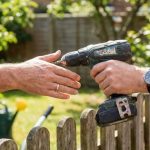 Entraide entre voisins