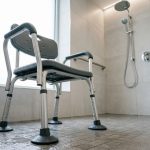 Chaise de douche seniors